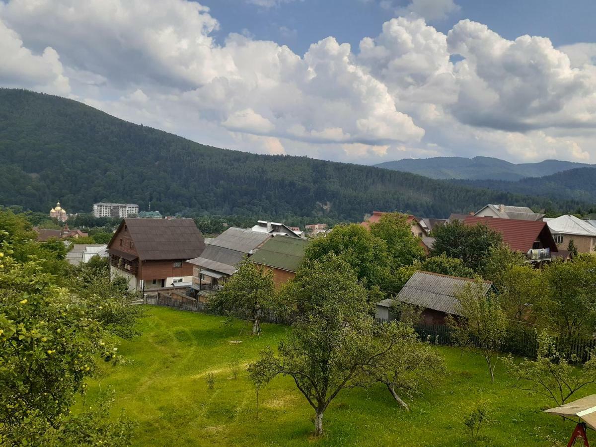 Kатруся Hotel Yaremche Exterior photo